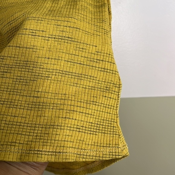 LulaRoe classic T size Medium - Picture 3 of 5